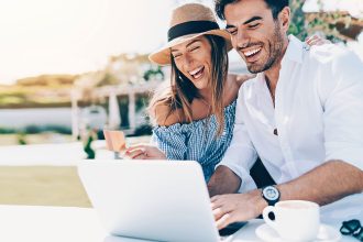 چگونه در کشور جدید حس تعلق پیدا کنیم؟
